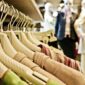 Asosiasi Pertekstilan sebut 350 ribu baju bekas impor masuk per hari. (Pixabay.com/markusspiske)
