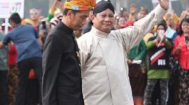 Presiden RI Jokowi bersama Menteri Pertahanan Prabowo Subianto. (Instagram.com/@prabowo)

