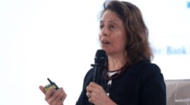 Research Affiliate at Harvard University Beatriz Armendariz saat berbicara pada BRI Microfinance Outlook 2024 di Jakarta, 7 Maret 2024. (Dok. BRI)