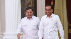 Menteri Pertahanan sekaligus presiden RI terpilih Prabowo Subianto bersama Presiden RI Joko Widodo. (Dok. Setpres)