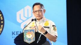 Mendagri Tito Karnavian mengungkapkan 39 pemerintah daerah (pemda) tak mampu untuk membayar gaji pegawai pemerintah dengan perjanjian kerja (PPPK). (Dok. Istimewa).