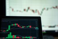 Gambar ini menampilkan ilustrasi seorang pebisnis wanita muda yang sedang menganalisis data dan grafik digital di layar laptop, dikelilingi ikon-ikon media sosial serta metrik pertumbuhan, merefleksikan pentingnya strategi digital yang terukur untuk kesuksesan bisnis online. Visual ini menekankan bahwa setiap keputusan pemasaran didasari oleh analisis data yang cermat.