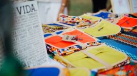Berbagai produk lokal Indonesia dipajang menarik di sebuah pameran, menunjukkan inovasi dan kualitas yang semakin memukau. Dari kerajinan tangan hingga produk perawatan tubuh, setiap item mencerminkan kekayaan budaya dan kreativitas anak bangsa.